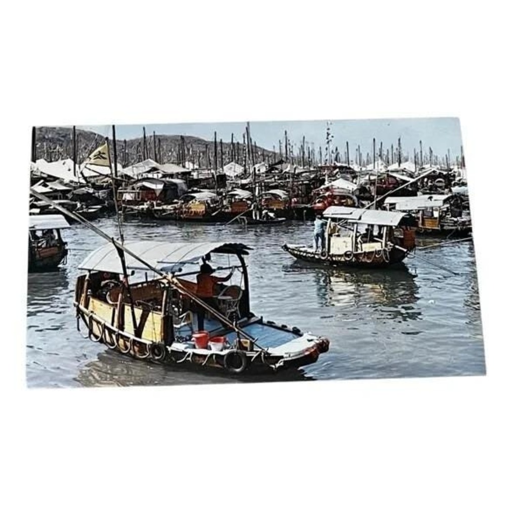 Postcard The Floating Population of Hong Kong Boats 4x6 Continental Chrome C150